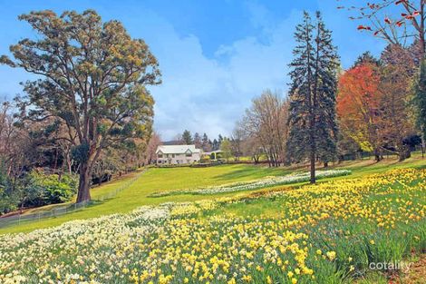 25 Pinchoff Lane, Mount Macedon, VIC 3441