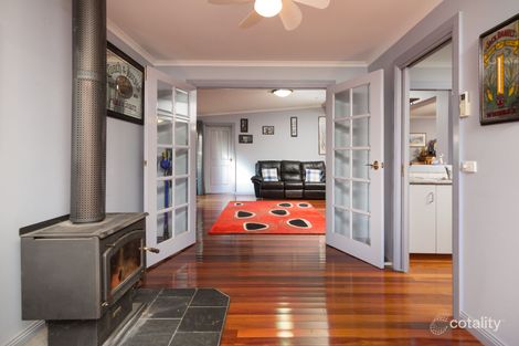 Property photo of 39 McCulloch Crescent West Wodonga VIC 3690