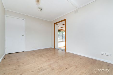 Property photo of 15 Roberts Road Hackham West SA 5163