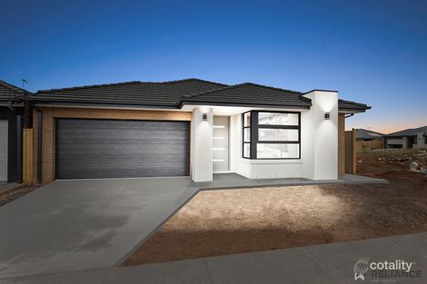 11 Benhar St, Thornhill Park, VIC 3335