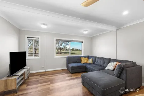 Property photo of 28 Bywong Lane Yarrawonga NSW 2850