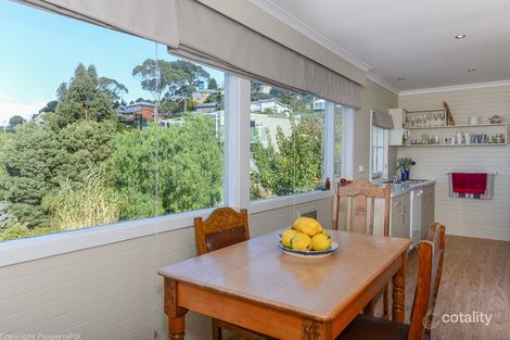 Property photo of 1 Mitah Crescent Sandy Bay TAS 7005