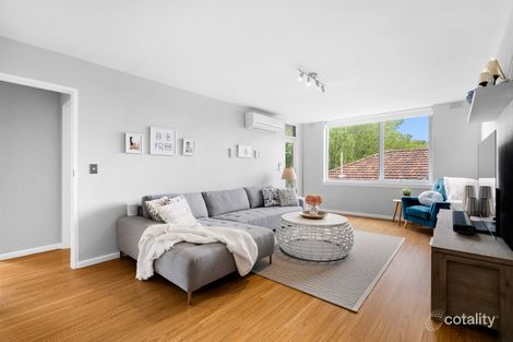 Property photo of 2/12 Charnwood Road St Kilda VIC 3182