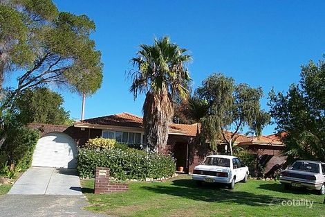 18 Dutton Cres, Hamersley, WA 6022