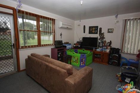 Property photo of 42 White Avenue Singleton Heights NSW 2330