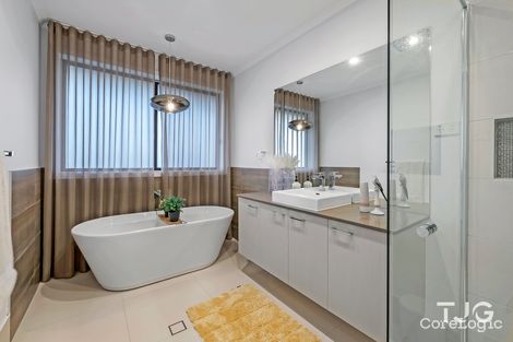 Property photo of 26 Kiewa Grove Gables NSW 2765