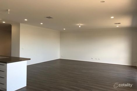 Property photo of 66 Attunga Grove Werribee VIC 3030