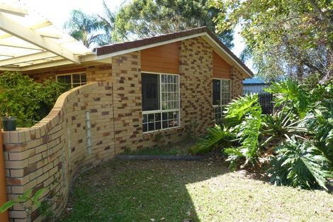 4 Palm Meadows Pl, Pialba, QLD 4655
