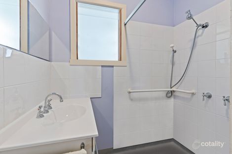 Property photo of 29 Crusoe Road Kangaroo Flat VIC 3555