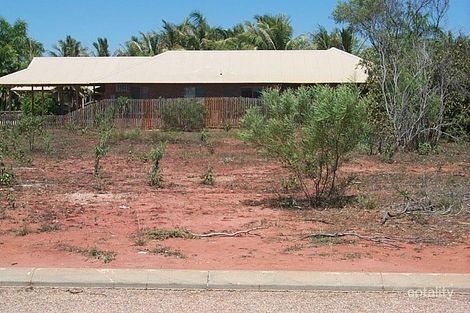 2 Charles Rd, Cable Beach, WA 6726