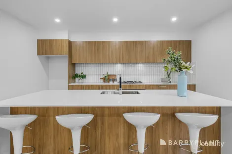 Property photo of 93 Forest Road Ferntree Gully VIC 3156