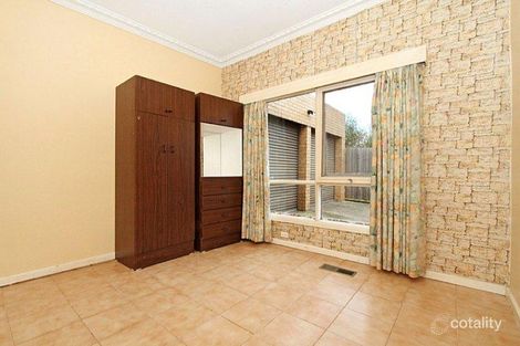 Property photo of 22 Keats Avenue Kingsbury VIC 3083