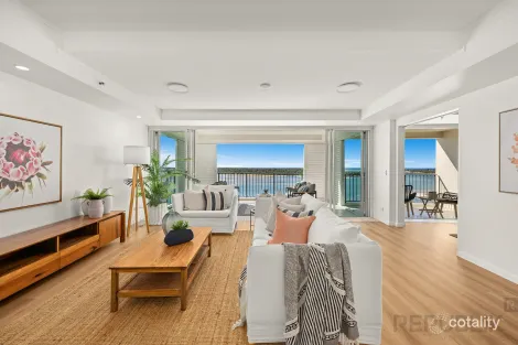 Property photo of 141/326-342 Marine Parade Labrador QLD 4215