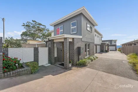 Property photo of 1/149 The Boulevarde Oak Flats NSW 2529
