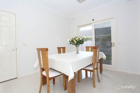 Property photo of 1 Rips Court Dingley Village VIC 3172