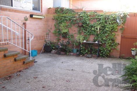 Property photo of 1/3 Elphin Grove Canterbury VIC 3126