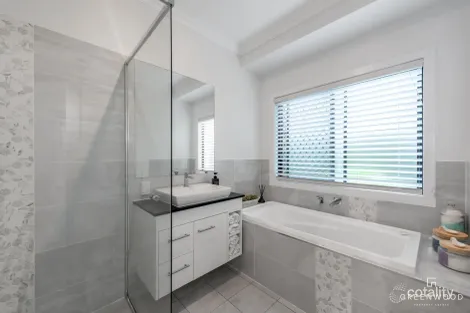 Property photo of 5 Morna Place Coomera QLD 4209