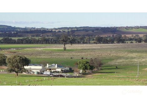 358 Eleven Mile Creek Rd, Glenrowan West, VIC 3675