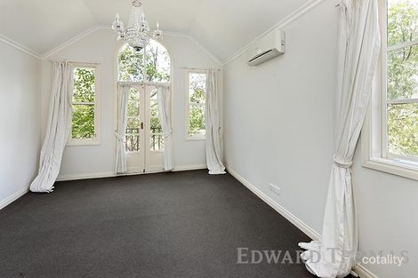 Property photo of 12 Westbourne Road Kensington VIC 3031