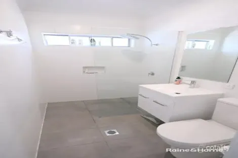 Property photo of 32 Lang Street Inverell NSW 2360