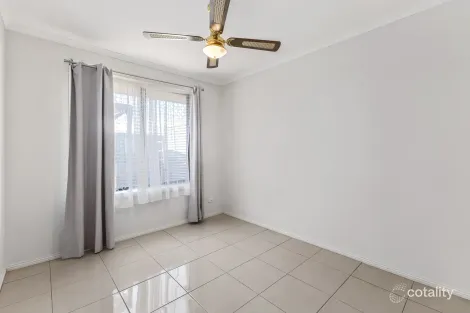 Property photo of 12 Marla Crescent Noarlunga Downs SA 5168