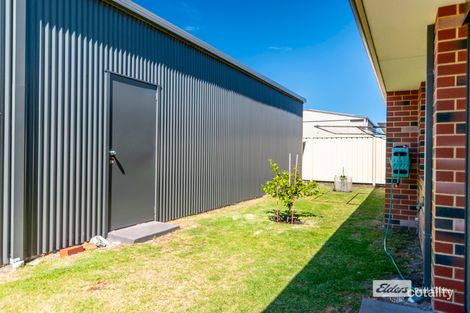 Property photo of 21 Orion Avenue McKail WA 6330