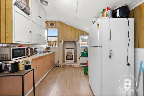 Property photo of 6 Edwards Street Sebastopol VIC 3356