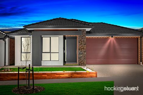 Property photo of 16 Banjo Close Wollert VIC 3750