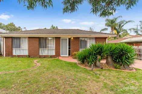 4 Alter Ct, Skye, VIC 3977