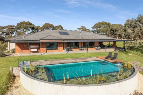 37 Blackwood Ct, Sunday Creek, VIC 3658