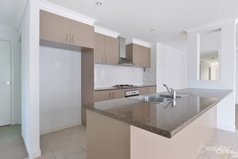 Property photo of 34 Beechtree Way Cranbourne North VIC 3977