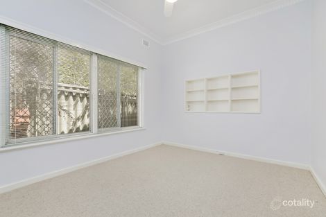 Property photo of 16 Robin Street Menora WA 6050