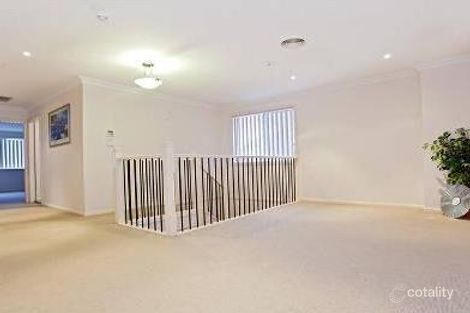 Property photo of 3 Larmar Place West Hoxton NSW 2171