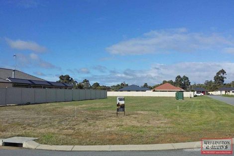 Property photo of 6 Trio Crescent McKail WA 6330