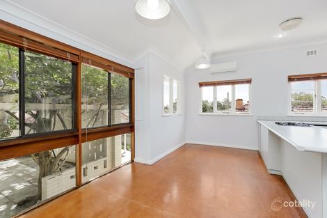 Property photo of 16 Robin Street Menora WA 6050