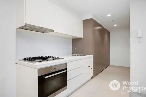 Property photo of 1813/33 Mackenzie Street Melbourne VIC 3000