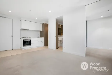 Property photo of 1813/33 Mackenzie Street Melbourne VIC 3000