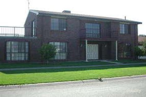 1 Heslop Ct, Horsham, VIC 3400