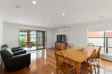 Property photo of 5 Eaglewood Way California Gully VIC 3556