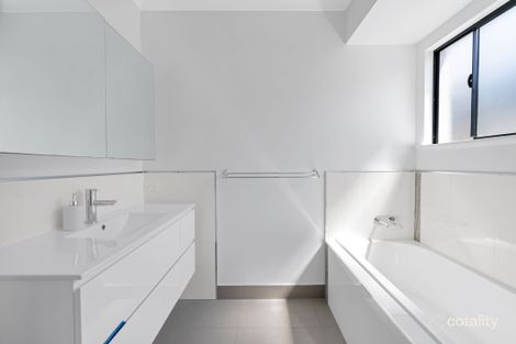 Property photo of 35 Ainslie Place Smithfield QLD 4878