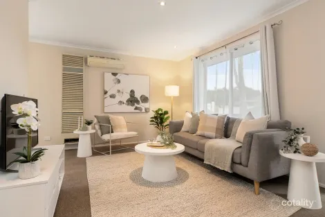 Property photo of 4 Alter Court Skye VIC 3977