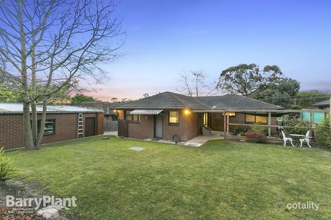 Property photo of 12 Myoora Drive Mooroolbark VIC 3138