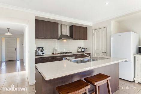 Property photo of 10 Firbank Place Kilmore VIC 3764