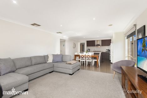 Property photo of 10 Firbank Place Kilmore VIC 3764