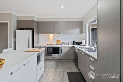 Property photo of 33 Seawest Street Yarrabilba QLD 4207