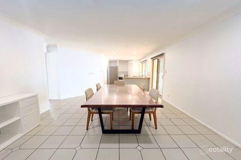 Property photo of 40 Serrata Circuit Forest Lake QLD 4078