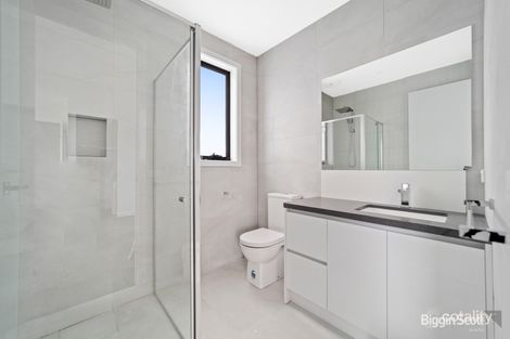 Property photo of 16 Cardamon Avenue Mickleham VIC 3064