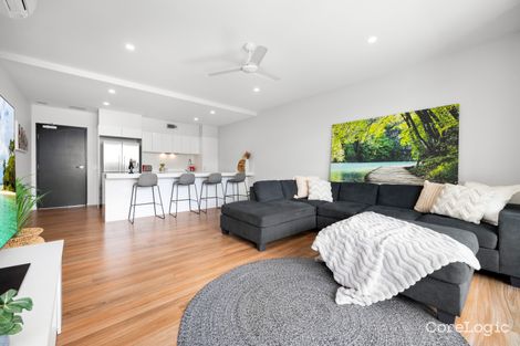 Property photo of 302/89 Old Cleveland Road Stones Corner QLD 4120