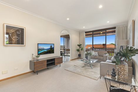 Property photo of 16 Gwingana Crescent Glen Waverley VIC 3150