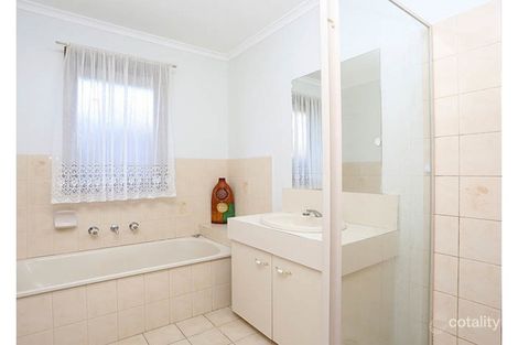 Property photo of 12 Carla Court Aspendale Gardens VIC 3195